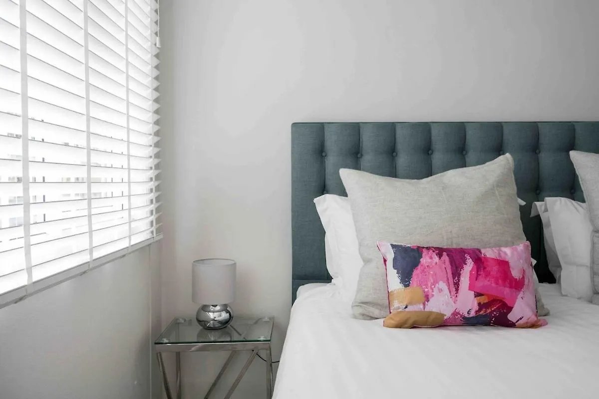 Quadrant Apartment Centre Of Harrogate Free Parking 0*,  イギリス